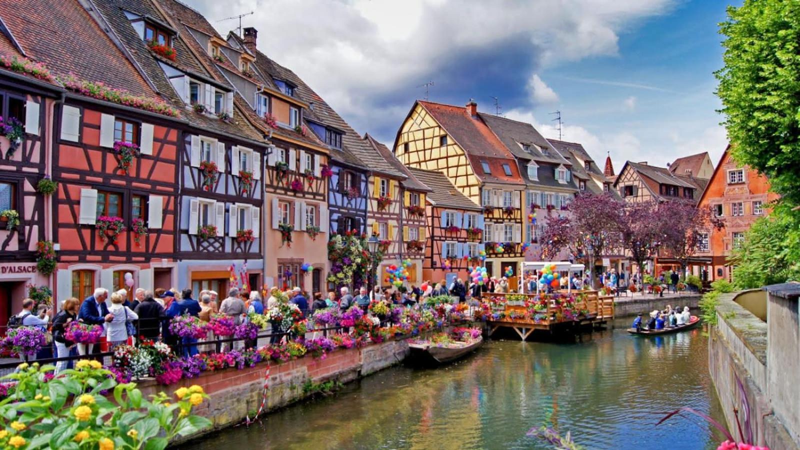 Le Refuge Des Reves Apartment Colmar Bagian luar foto